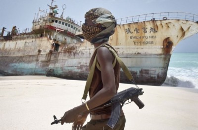 ސޯމާލިއާގެ ކަނޑުފޭރޭ މީހުން ލަންކާގެ މަސްބޯޓެއް އަތުލައިގެންފި