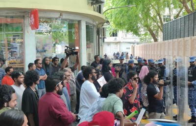 މަޖިލީހުގެ ހަމަނުޖެހުން: ފުލުހުންނާއި ސިފައިން ޒިންމާ އަދާކުރިތޯ ބަލަން ކޮމިޓީ އަށް