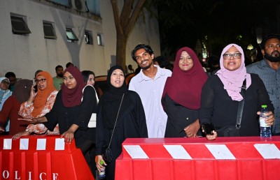 ޖަލްސާ ކުރިއަށް ގެންދެވެން ނެތިގެން ހުއްޓާލައިފި