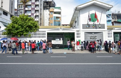 ކޮވިޑް-19: ވެކްސިން ޖެހި މީހުންގެ އަދަދު ތިން ލައްކައިން މައްޗަށް އަރައިފި