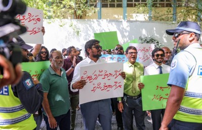 މަޖިލިސް ތެރޭ ޝަހީމަށް ދިން ހަމަލާއާ ގުޅިގެން އީސަ ހައްޔަރުކުރަން ގޮވަނީ