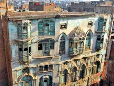 ދިލިޕް ކުމާރާއި ރާޖް ކަޕޫރު ދިރިއުޅުނު ގެ ޕާކިސްތާން ސަރުކާރުން ގަންނަނީ