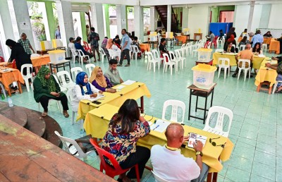 ހީނާ ކަޓުވާލައި އެމްޑީޕީގެ ޓިކެޓު ހޯއްދެވީ މާޒް ސަލީމް