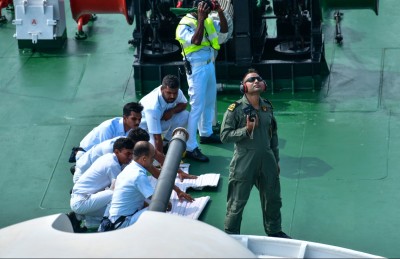 ހައްލަކީ އިންޑިއާ ސިފައިންގެ ބަދަލުގައި މަދަނީ މީހުން؟