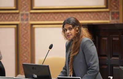 ރުހުން ދިނުމުގެ މައްސަލާގައި ފިލްޒާ ރަސްމީ ލަފައެއް ނުދެއްވާ: މަޖިލިހުގެ އިދާރާ