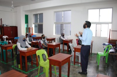 ކޮވިޑް ފެތުރޭ ރަށްރަށުގައި އަންނަ ޓާމްގައި ކިޔަވައިދޭނީ އޮންލައިންކޮށް އަދި ދަރިވަރުން ހާޒިރުކޮށްގެން: މިނިސްޓްރީ