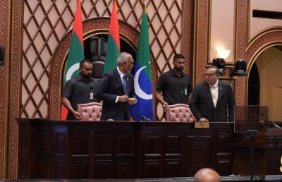 ރިޔާސީ ބަޔާން: އަދިވެސް އޮތީ އިގުތިސާދީ ބޮޑެތި ގޮންޖެހުންތައް!