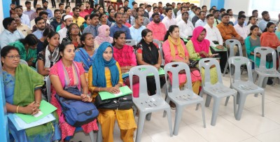 ބިދޭސީ ޓީޗަރުންގެ ބަދަލުގައި ގިނަ އަދަދެއްގެ ދިވެހި ޓީޗަރުން ހޯދަނީ