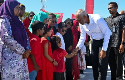 އެންމެ ބޮޑު އަޣްލަބިއްޔަތު ލިބުނު ގުރައިދޫން ރައީސަށް އެވަރުގެ މަރުހަބާއެއް!