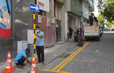 ކަނބާއައިސާރަނިހިނގުމުގައި ދެން ދުއްވޭނީ އެއްކޮޅަށް