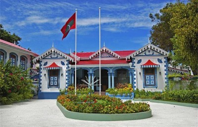 ރައީސްގެ ދެކަނބަލުން މުލީއާގެ އަށް ބަދަލުވެވަޑައިގެންފި