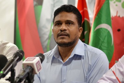 ބޮޑު ހިޔާނާތާ ގުޅިގެން ނިހާނުގެ މައްޗަށް ހަ ދައުވާއެއް އުފުލައިފި