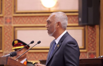 ފުޓްބޯޅަ ވެއްޓިފައިވާ ދަށް ހާލަތާ މެދު ރައީސްގެ ކަންބޮޑުވުން