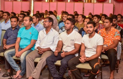 ޓޫރިޒަމް ދާއިރާ އަށް ދިވެހިން ނެރުމަށް މަސައްކަތެއް ކުރެވުނު؟