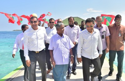 ޗަމްޕާ ބްރަދާސް އިން 3.5 މިލިއަން ޑޮލަރު ލޯންޑަކުރި ކަމަށް ތުހުމަތުކޮށްފި