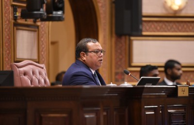 ސުޕްރީމް ކޯޓުގެ ވަގުތީ އަމުރަށް އަމަލު ނުކުރަން މަޖިލީހުން ނިންމައިފި