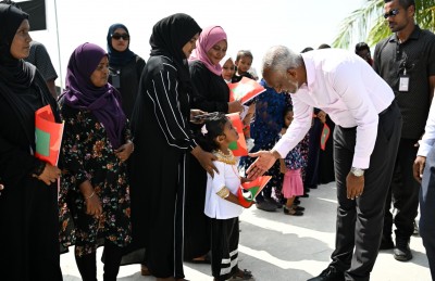 ކުއްލިއަކަށް ގިނަ މަޝްރޫއު ހަވާލުކުރީ ޕްލޭނެއް، ބަޖެޓެއް ވެސް ނެތި: ރައީސް