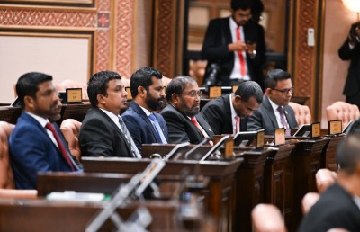 ހުސްވި ދާއިރާތަކުގެ ގޮނޑިތައް ހިމަނައިގެން ކޯރަމް ގުނަން ސުޕްރީމް ކޯޓުން އަންގައިފި