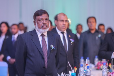 ކޮވިޑް ޖެހިގެން ކުރީގެ ފަނޑިޔާރު މުޖުތާޒް އަވަހާރަވެއްޖެ