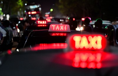 ޓެކްސީ ޑްރައިވަރުންގެ ދަފްތަރުގައި ރަޖިސްޓްރީވުމަށް ހުޅުވާލައިފި