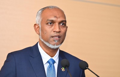 އަލިރަސްގެފާނުގެ ޖިހާދުން ގޮވާލަނީ ދަހިވެތި ބާރުތަކުގެ ފައިބުޑަށް ތިރިނުވާން: ރައީސް