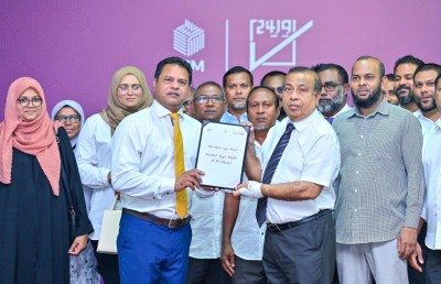 މަޖިލީހުގައި ސަރުކާރު ޖަވާބުދާރީކުރުވާނެ ބަޔަކު ނެތިއްޔާ ރައްޔިތުން ނިކަމެތިވެދާނެ: ފައްޔާޒު