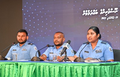 1.8 މިލިއަން ރުފިޔާ ފޭރުނީ 70 އަހަރުގެ މީހެއްގެ އެކައުންޓުން, ލަނޑު ދިނީ ކާފަދަރި