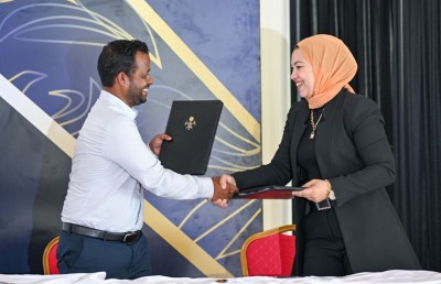 ހިތަދޫ-ހުޅުމީދޫ ގުޅުވާލާ ރާއްޖޭގެ އެންމެ ބޮޑު ބްރިޖް މަޝްރޫއުގައި ސޮއިކޮށްފި
