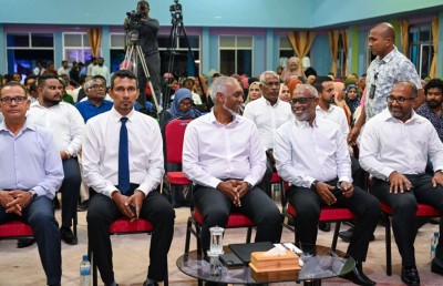 މަޖިލިހުން ބޭނުންވުމުން ރައީސްގެ ހަތަރެސްފައި ބަނދެވޭ ގޮތަށް އޮތުން ގަބޫލެއް ނުކުރެވޭ: އަބްދުއްރަހީމް