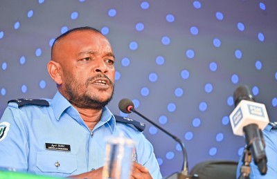 މީހެއްގެ އެކައުންޓުން 1.8 މިލިއަން ނެގި ބަޔަކު ހައްޔަރުކޮށް ފައިސާތައް ހޯދައިފި