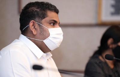 ސިއްހީ ހިދުމަތްތެރިން ދޫދިނުމެއް ނެތް: މަބްރޫކް