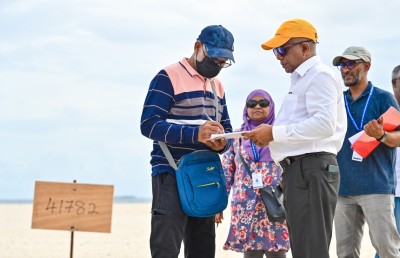 ގޯތީގެ އެއްބަސްވުންތަކުގައި ސޮއިކޮށް 8،250 މީހަކާ ރަޖިސްޓަރީ ހަވާލުކޮށްފި