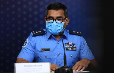 ލޮކްޑައުންއެއް، ފާސް ނެތް މީހުންނަށް ބޭރުގައި ނޫޅެވޭނެ!