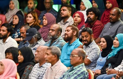 ސަރުކާރަށް ހުރަސްނާޅައި، ކަންކަން ފަހިކޮށްދޭނެ މަޖިލީހެއް ބައްޓަންކޮށްދޭން ރައީސް އެދިވަޑައިގެންފި