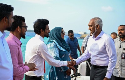 އިނގުރައިދޫން އެދުނީ ފައިނުގައި އެއާޕޯޓް އަޅަން، ރައީސް ވިދާޅުވީ ވައުދަށް އިހްތިރާމް ކުރައްވާނެ ކަމަށް