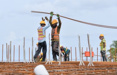 ކޮންސްޓްރަކްޝަނަށް ހުއްދަ ދޫކުރުން މެދުކަނޑާލައިފި