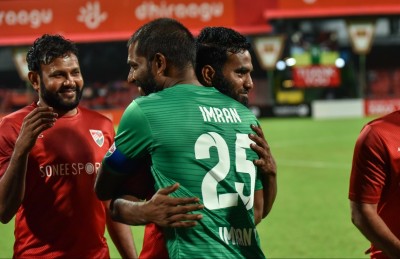އަންގި ބޭލިޔަސް އަދިވެސް ގޯލު ބެލެހެއްޓުމުގައި