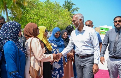 ސިޔާސީ ފިކުރަށް ބެލުމެއް ނެތި، ހިންނަވަރަށް ދޭން ޖެހޭ ފުރިހަމަ ހައްގު ހޯދައިދޭނަން: ރައީސް