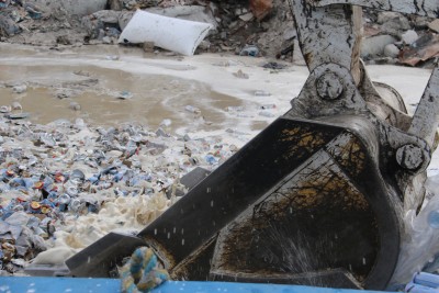 ކަސްޓްސްގެ ބެލުމުގެ ދަށުގައި ހުރި ގިނަ އަދަދެއްގެ ބަނގުއާވި ނައްތާލައިފި