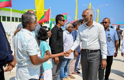 ޓާޓާ އަށް ދީފައި އޮތް ޅޮސްއަލަފުށި، ކުރެންދު އަށް ބިން އިތުރުކުރަން  އަނބުރާ ހޯދަނީ