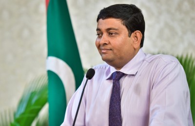 ކެބިނެޓުގައި ބެހެއްޓީ މަޖުބޫރުވެގެން، ޔާމީން ދެއްވި އެއްޗެއް ނޯންނާނެ: ޝައިނީ