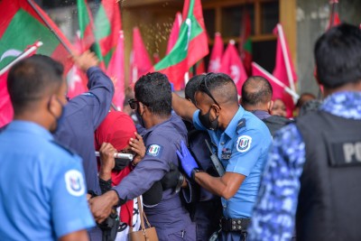 އެއްވުންތައް ބޭއްވުމަށް އެއްވެސް ފުރުސަތެއް ނުދޭނަން: ފުލުހުން
