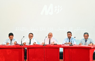 ނީލަން ފިހާރަތައް ބަދަލުކުރަން ހުޅުމާލެއިން ބިމެއް ލިބިއްޖެ