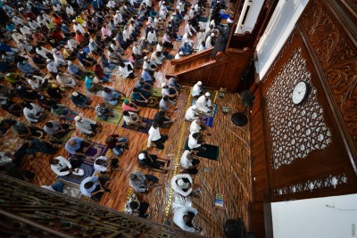 ކޮވިޑްއާ ހެދި ދިނީ ކުރު ހުތުބާއެއް، ނަމަވެސް މުހިންމު މެސެޖެއް