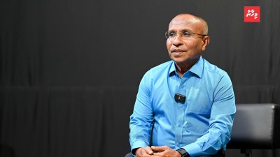 ހަބީބްގެ 38 އަހަރު: ސިޔާސީ ދިލަ ހޫނުގައި ނުޖެހި ނުކުންނެވީ ހުސްއަތާ!