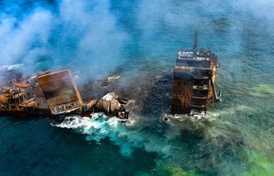 ލަންކާގެ ބޭރަށް ކެމިކަލް ބޯޓު ފެތި ތިމާވެށީގެ ބޮޑު ނުރައްކަލެއް