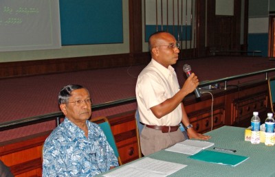 ހަބީބްގެ 38 އަހަރު: ސިޔާސީ ދިލަ ހޫނުގައި ނުޖެހި ނުކުންނެވީ ހުސްއަތާ!