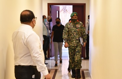 ހާޒިރުކުރަނީ 29 ސިފައިން، އެއްބާރުލުން ލިބޭނެ: އަސްލަމް