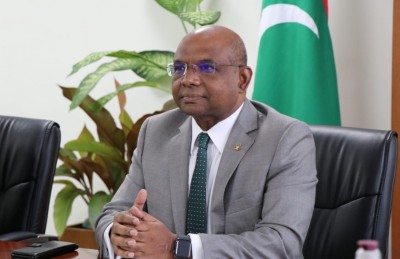 ޝާހިދަކީ ގާބިލް، ތަޖުރިބާކާރު ޑިޕްލޮމޭޓެއް، ޝާހިދާއި ދިވެހި ދިދައަށް ވޯޓު ދެއްވާ: ނަޝީދު