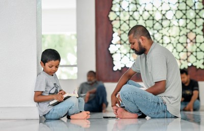 ހަދީސެއްގެ އަލީގައި: ތަރުބަވީ މައިދާނުގައި މަޑުމައިތިރިކަން ގެންގުޅުން
